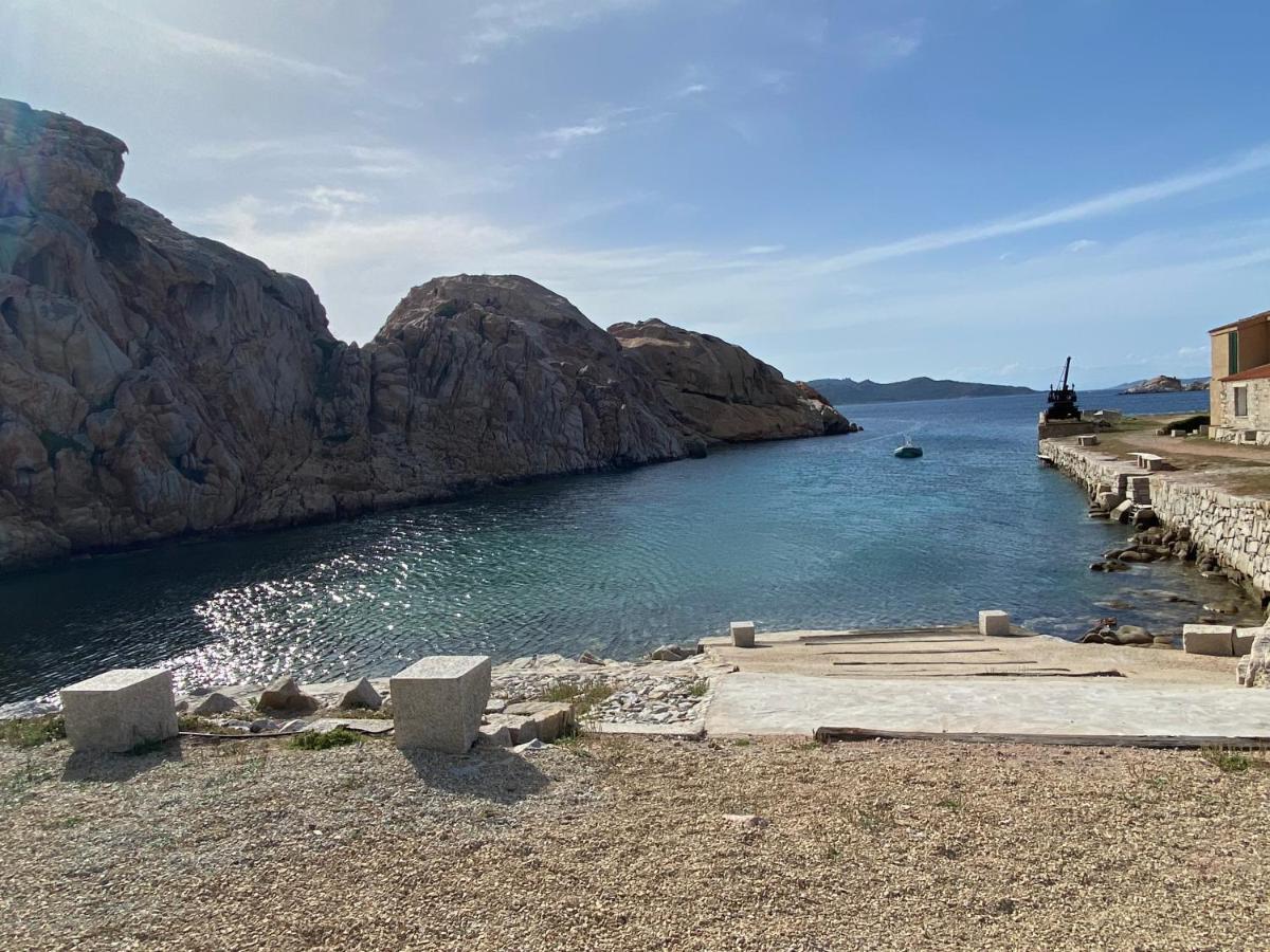 Appartamento Il Paguro A Cala Francese La Maddalena  Ngoại thất bức ảnh
